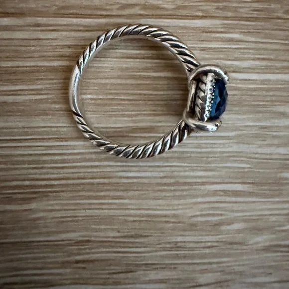 David Yurman Petite Chatelaine Pave Bezel Ring - Picture 8 of 8